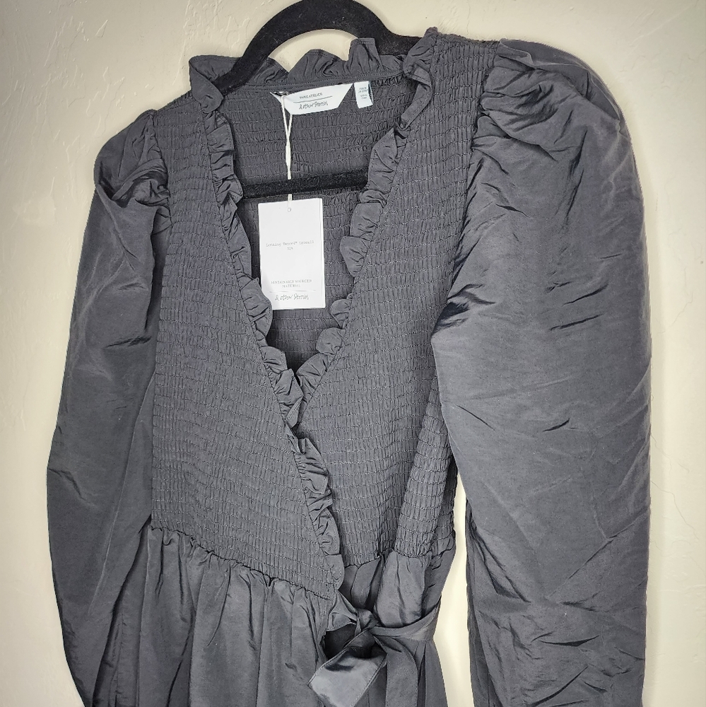& Other Stories Black Long Sleeve Wrap Dress Shirring Smocking at the top NWT 38